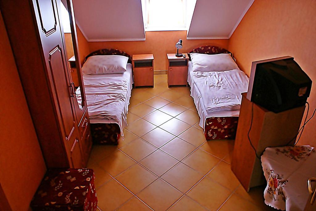 Abigel Vendeghaz Hotel Harkany Room photo
